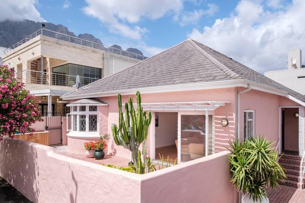 Casa Caprice - A 3 Bed Steps From The Hébergement de vacances Le Cap