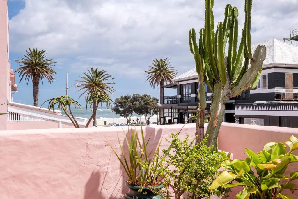 Casa Caprice - A 3 Bed Steps From The Le Cap